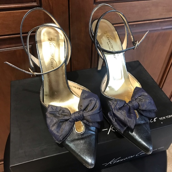 Kenneth Cole ankle strap bow heel - Picture 2 of 6